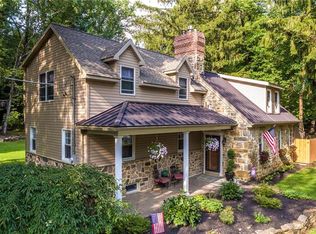 2287 Polk Valley Rd, Hellertown, PA 18055