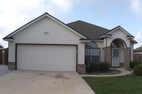1st image of 3091 Golden Pond Blvd