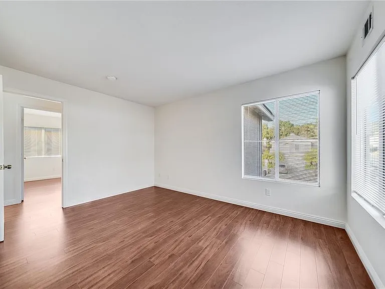 28 Homestead Dr — Photo 18