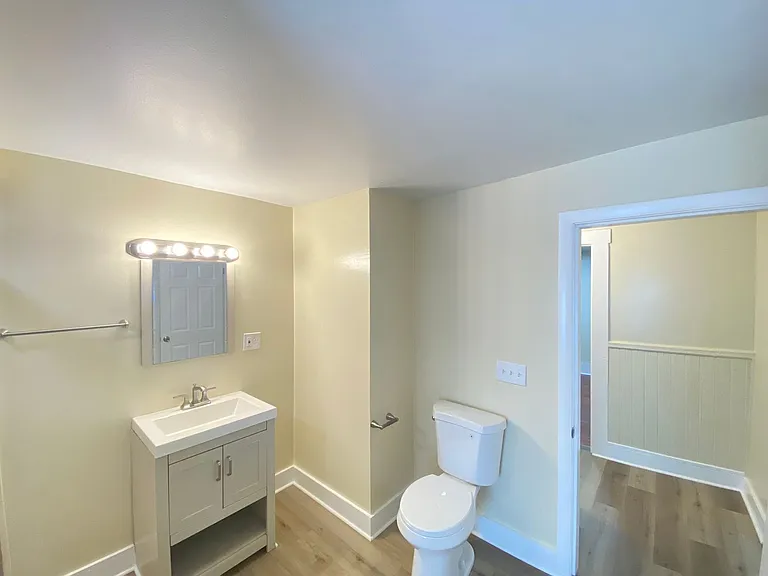 77 Franklin St — Photo 33