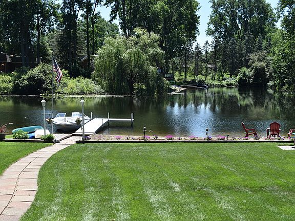 2nd image of 1203 Duckwood Ct