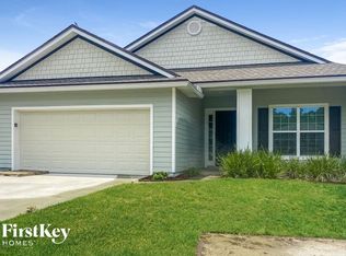 86518 Lazy Lake Cir, Yulee, FL 32097