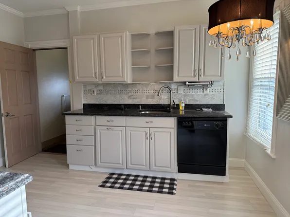 38 Russell St #2, Malden, MA 02148