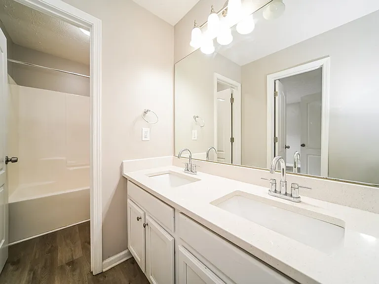 129 Makenna Dr — Photo 11