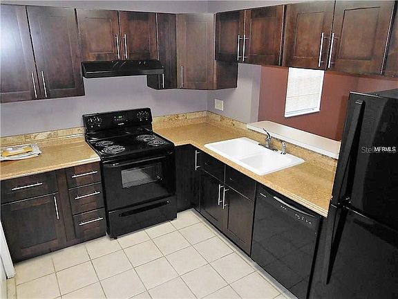 3rd image of 610 Bough Ave