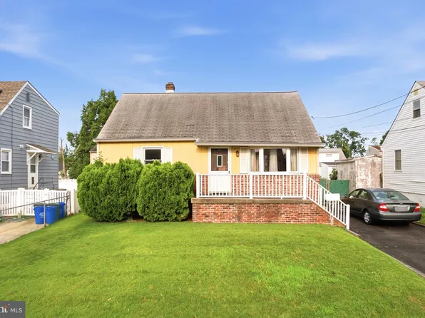 270 Bergen Ave, Bellmawr, NJ 08031
