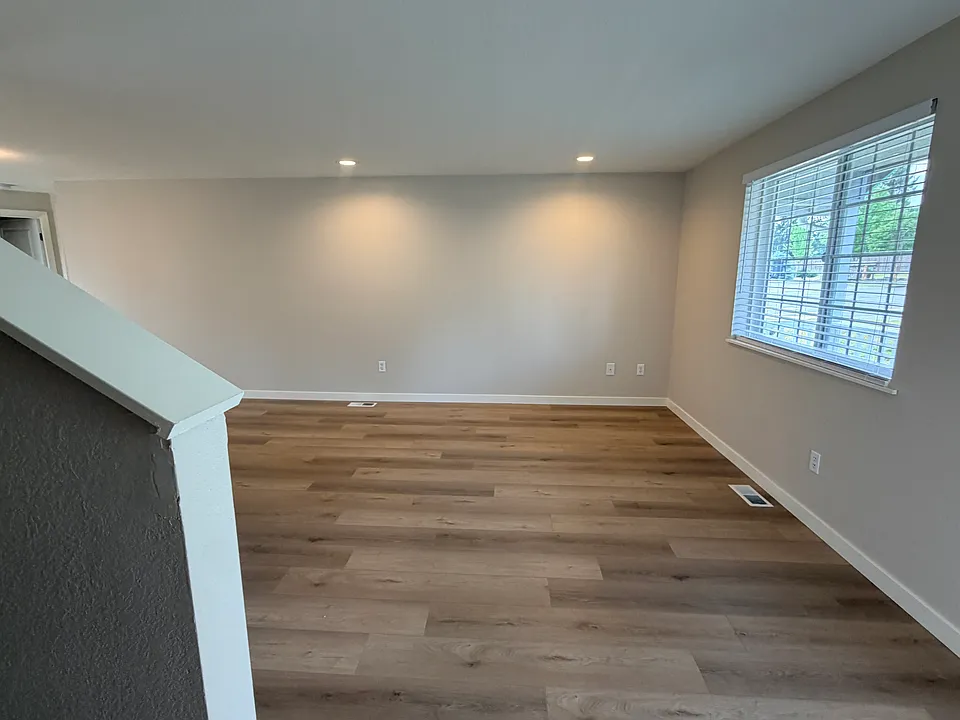 Fantastic living room space. Bring all the family!