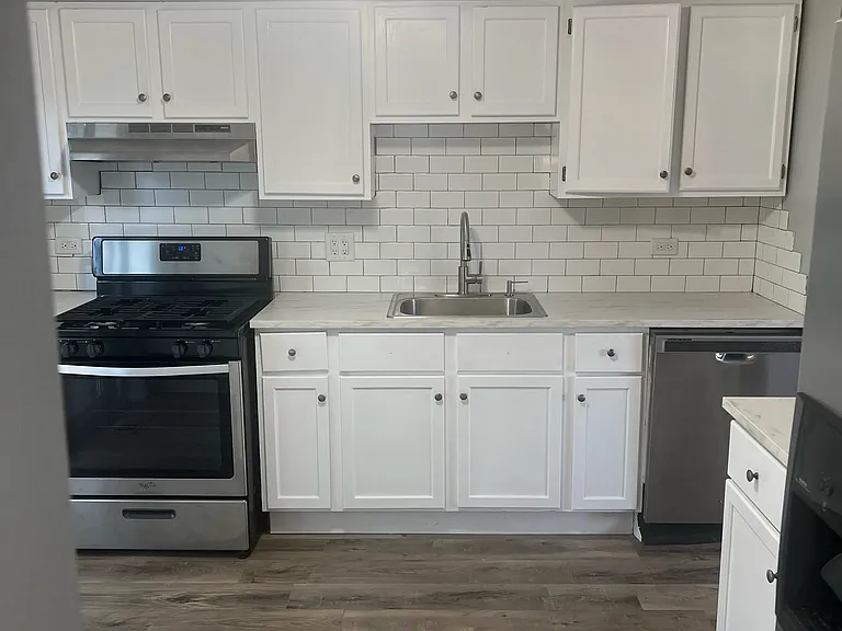 1772 Frank Ct — Photo 6