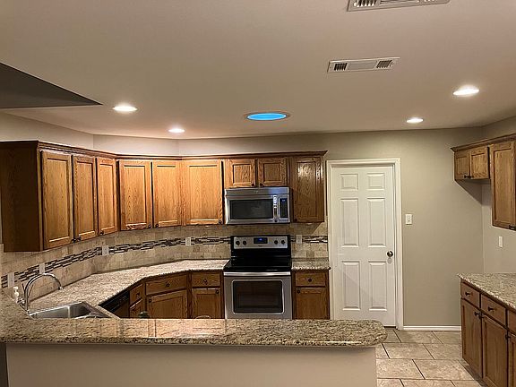 5th image of 4217 Harmony Ln
