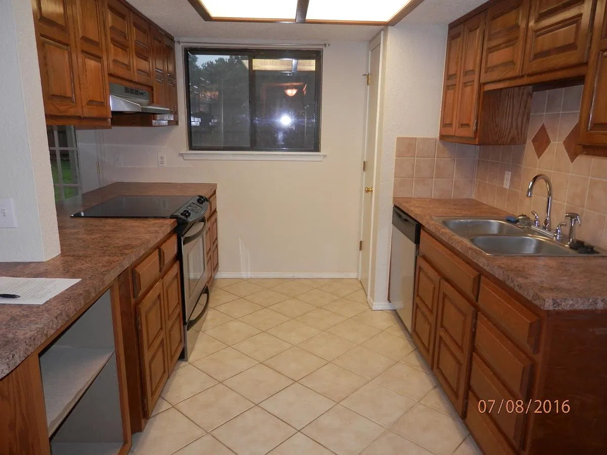 3 bed, 1600 sqft, $1,595 — Photo 4