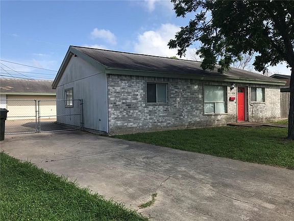 4th image of 1134 Arnold Dr