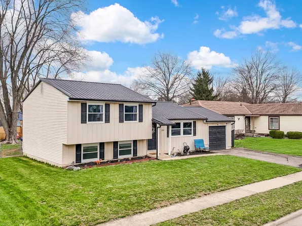 1974 New Market Dr, Grove City, OH 43123