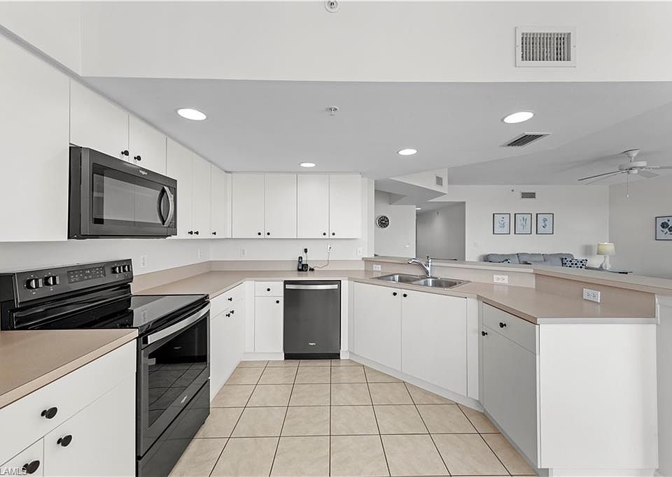 1st image of 19870 Breckenridge Dr Unit 402