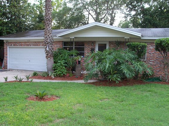 3rd image of 10319 Jolynn Court W