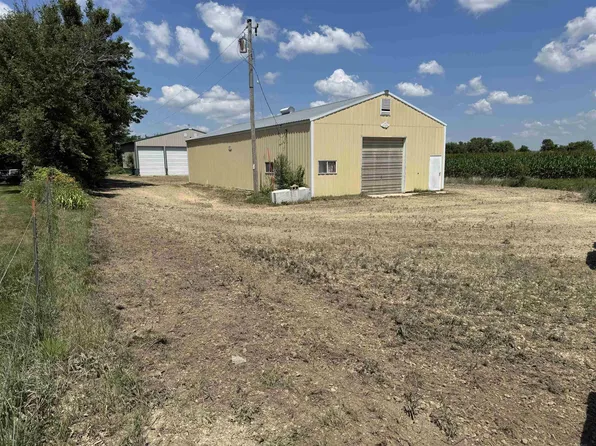 695 McEwen St, Brodhead, WI 53520