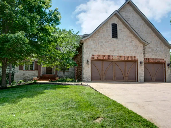 6116 S Danforth Avenue, Springfield, MO 65804