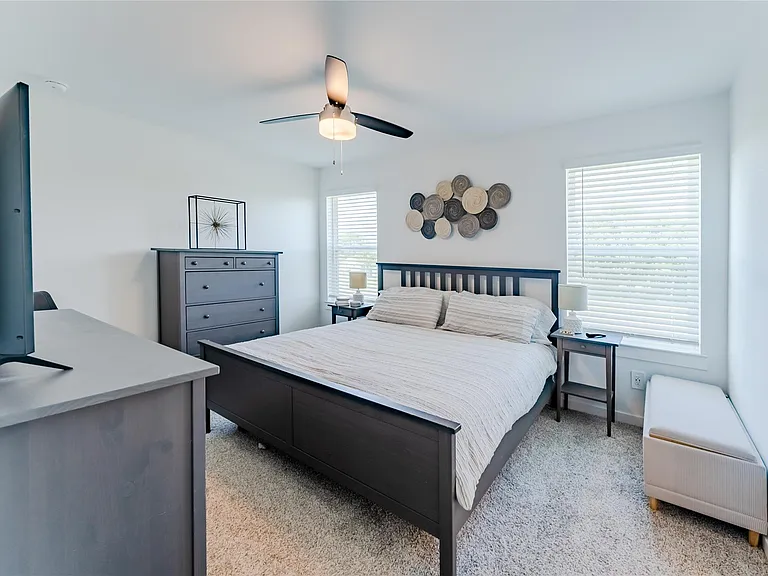10213 Berkeley Springs Trl — Photo 11