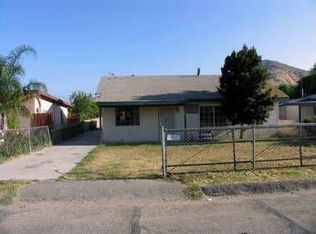 18639 10th St, Bloomington, CA 92316