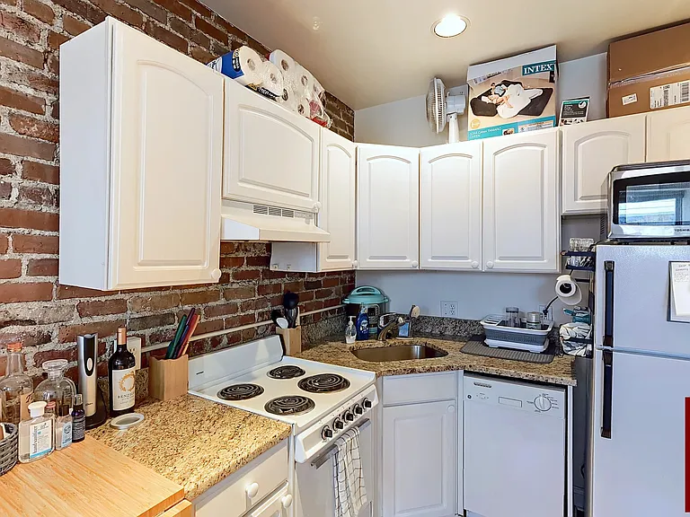 90-92 Prince St #12A — Photo 3
