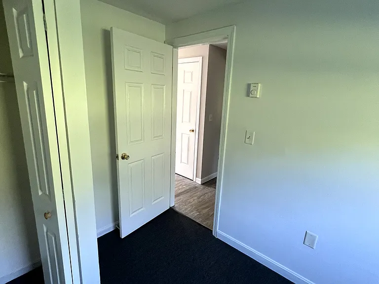 51 Glenwood Dr #1 — Photo 10