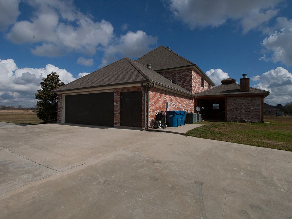 329 Cocodril Rd, Scott, LA 70583 | Zillow