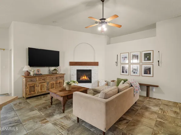 2507 Silver Hawk Ave, Las Cruces, NM 88011