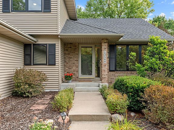 2nd image of 13568 Flint Ln