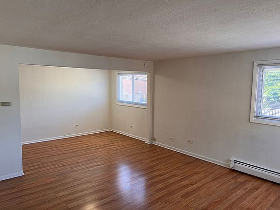 2nd image of 5134 S Cicero Ave APT 5