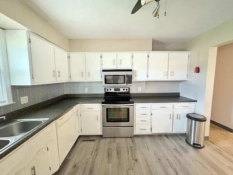 835 E Gay St — Photo 8