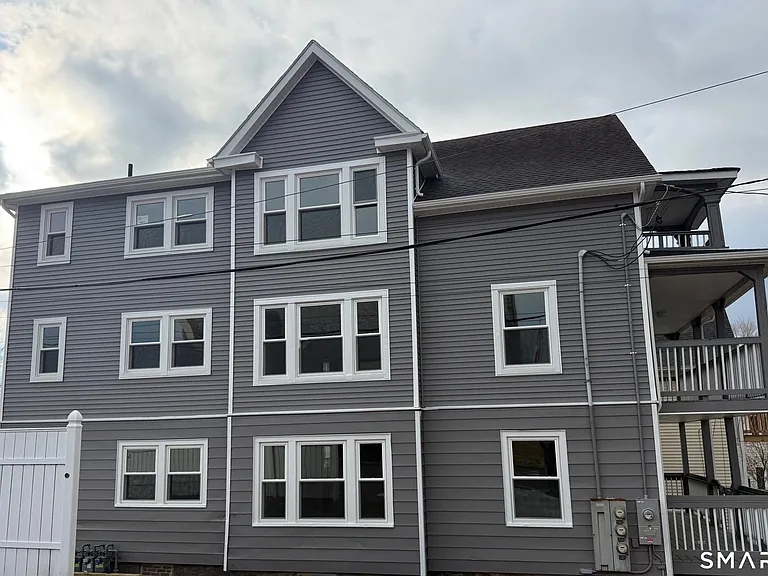 484 West St #2 — Photo 2