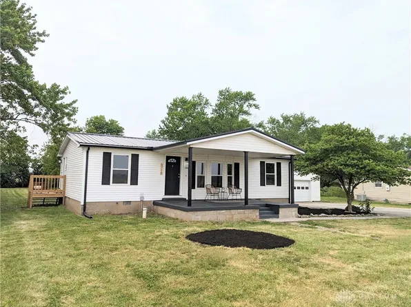 6718 Upper Jamestown Rd, Jeffersonville, OH 43128