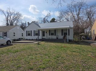 2803 Nelson Dr, Hopkinsville, KY 42240