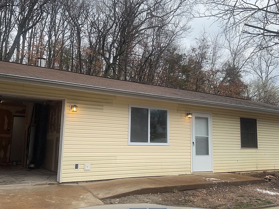 1st image of 5247 Darkmoor Ln