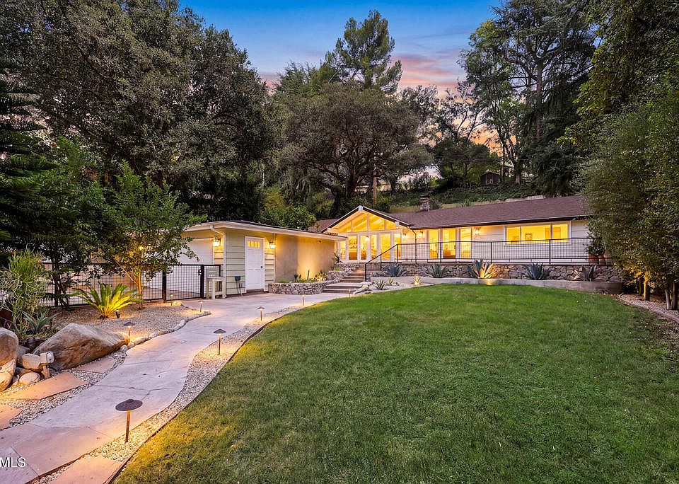 1st image of 5220 Palm Dr