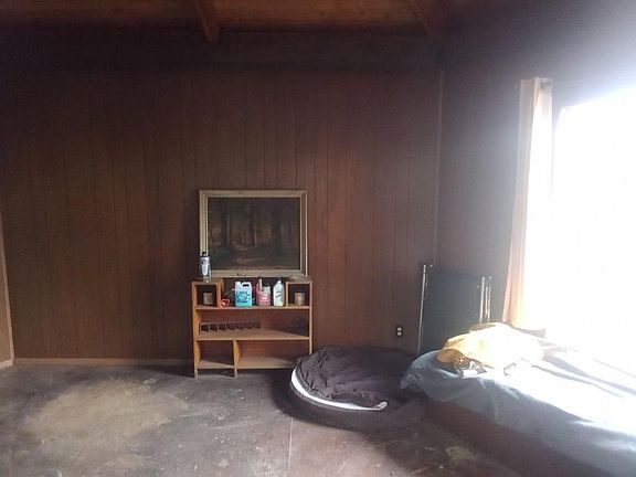 5th image of 512 Happy Hollow Dr