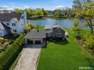 33 Naromake Ave, Norwalk, CT 06854