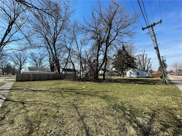 310 S Fredrick St, Rantoul, IL 61866