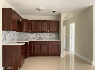 1545 NW 130th St #R, Miami, FL 33167