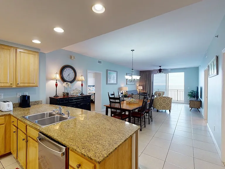 17729 Front Beach Rd #1902E — Photo 3
