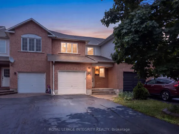 92 Inverkip Ave, Ottawa, ON K1T 4B9