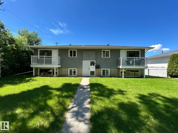 11812 45th St NW, Edmonton, AB T5W 2T4
