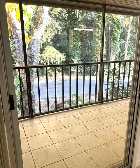 130 Jasmine Woods Ct #11D — Photo 26