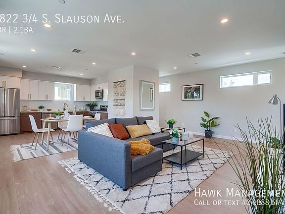 2nd image of 4822 3/4 S Slauson Ave