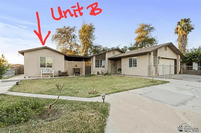 2182 S 46th Way Unit B — Photo 1