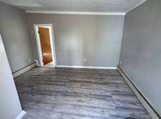 415-419 N State Rd #417, Cheshire, MA 01225