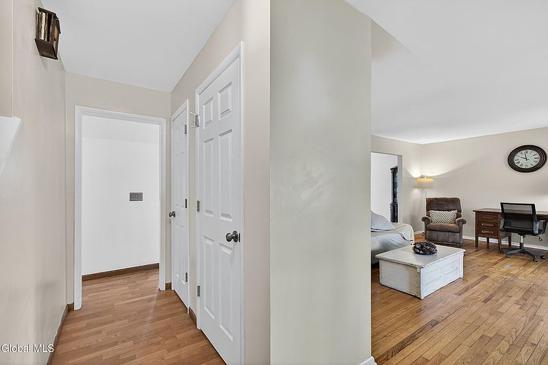 5th image of 12 Carolanne Drive