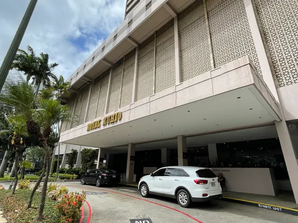 2240 Kuhio Ave, Honolulu, HI