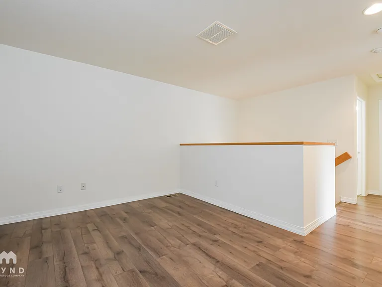 805 Summer Hawk Dr #Y146 — Photo 10