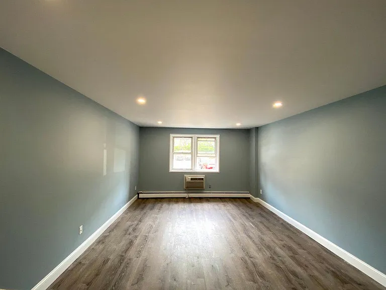 Livingroom/bedroom area