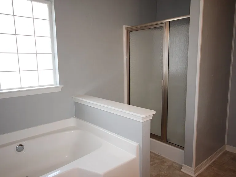 8454 Ferlon Ave — Photo 13